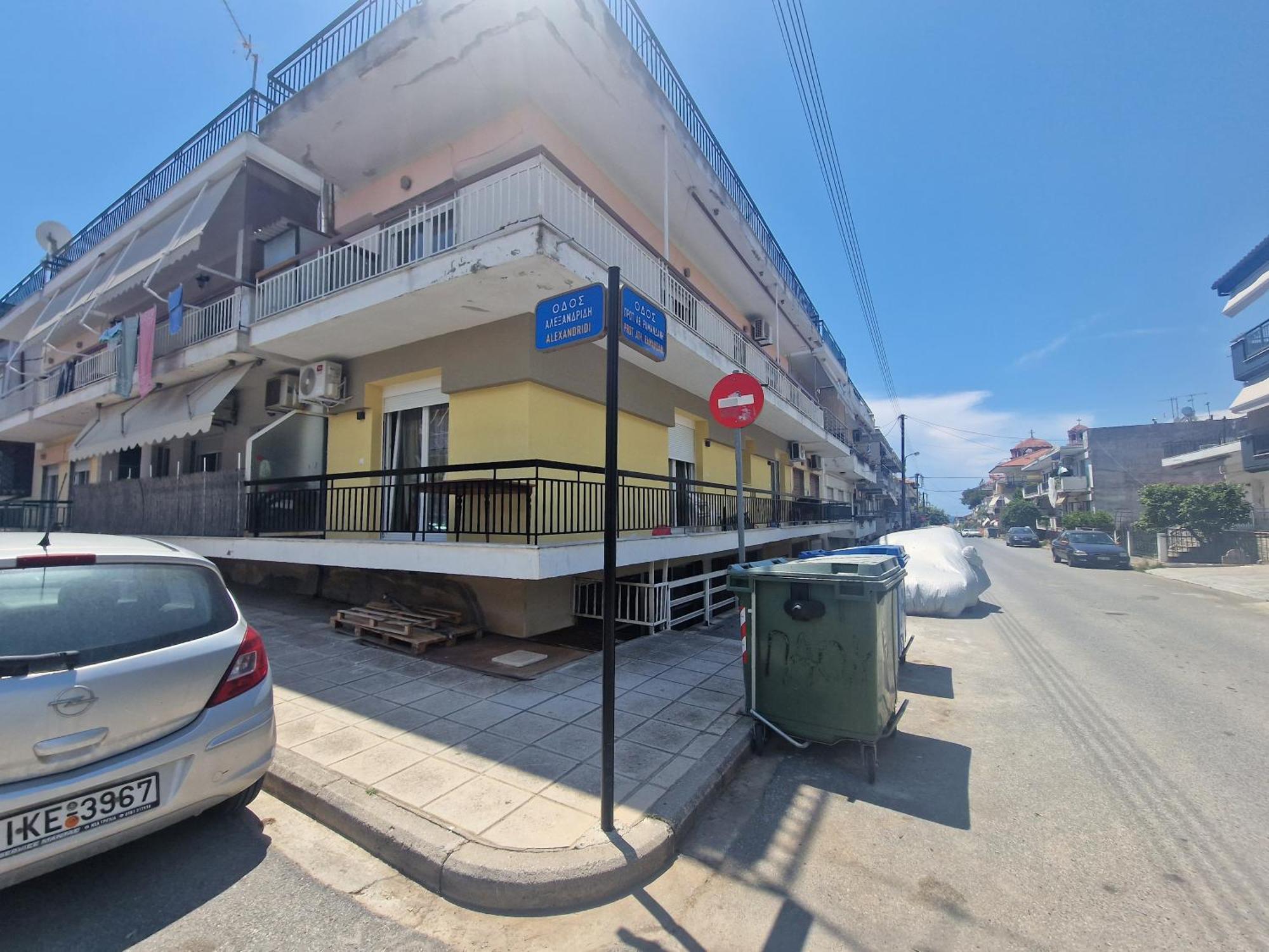 Konstantinos Apartment Неа-Муданья Экстерьер фото