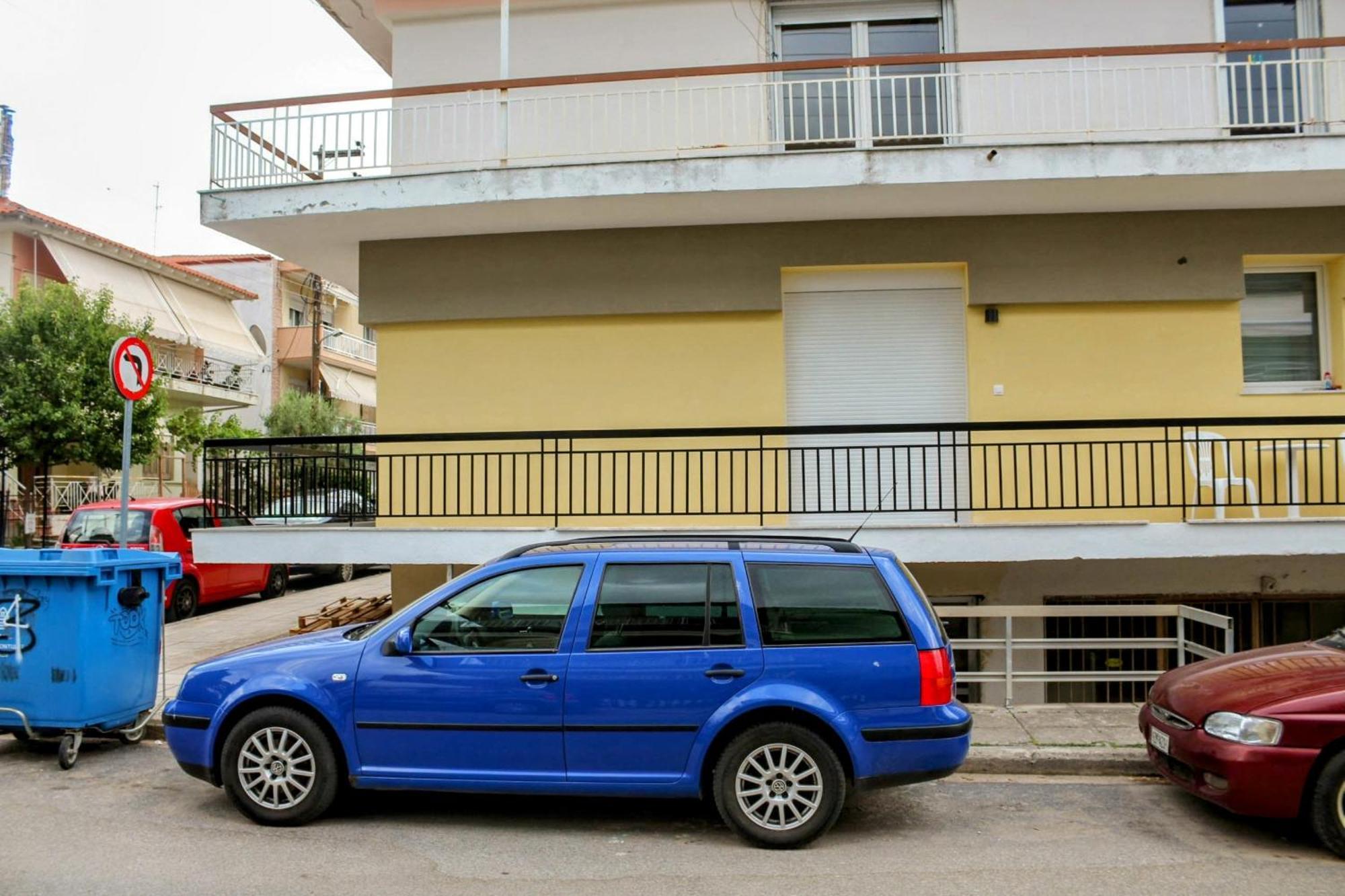 Konstantinos Apartment Неа-Муданья Экстерьер фото
